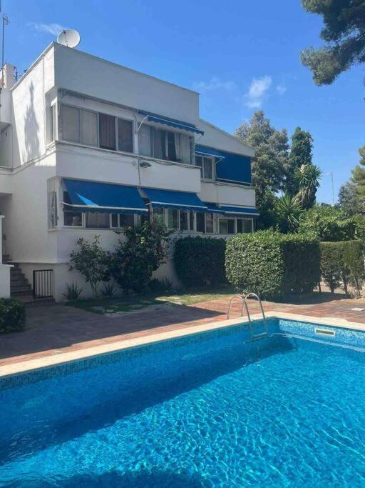Апартаменти Miniloft Con Piscina Caminando A La Playa Таррагона Екстер'єр фото